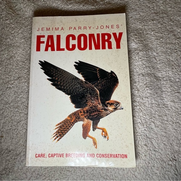 Falconry Book by Jemima Parry-Jones - Picture 1 of 5